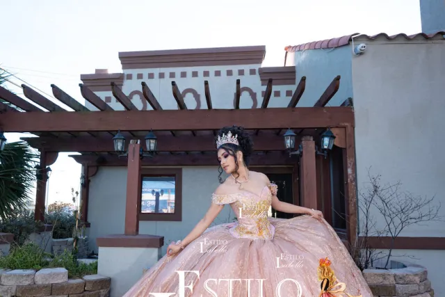 Estilo Isabella Quinceanera Dresses